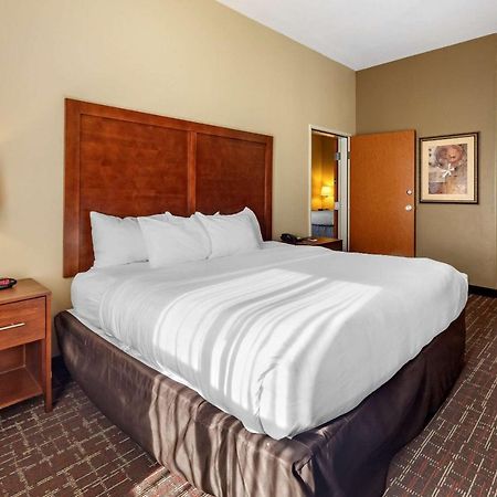 Comfort Inn & Suites Shawnee North Near I-40 Luaran gambar