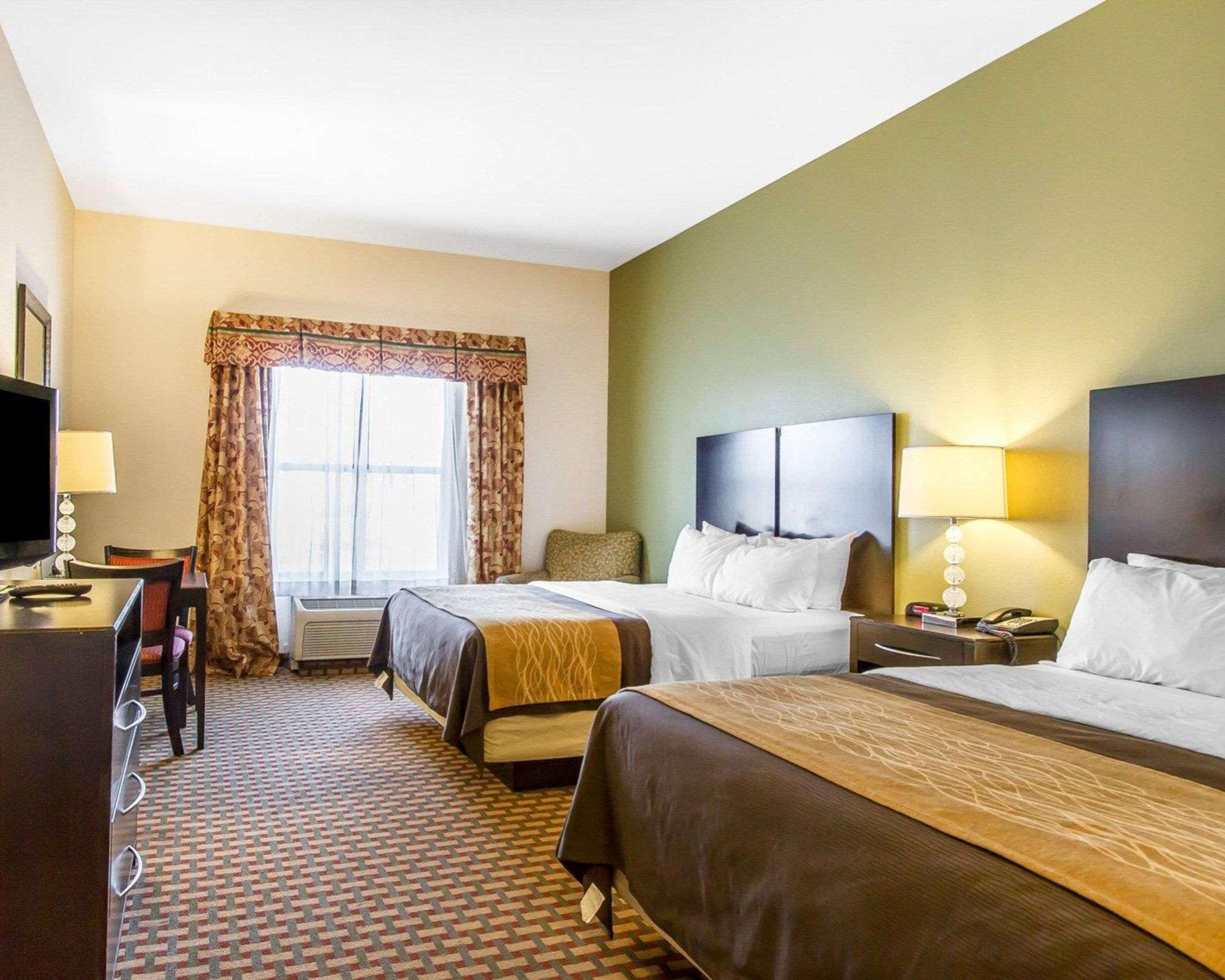 Comfort Inn & Suites Shawnee North Near I-40 Luaran gambar