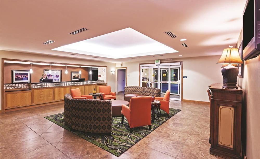 Comfort Inn & Suites Shawnee North Near I-40 Luaran gambar