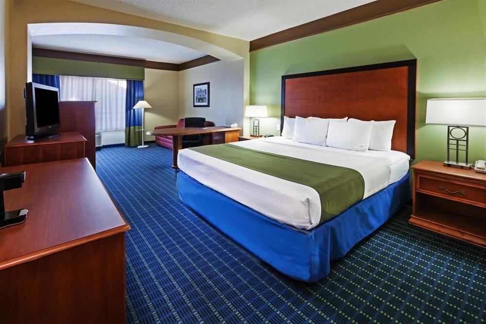 Comfort Inn & Suites Shawnee North Near I-40 Luaran gambar